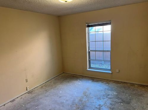 2110 Homestead Pl, Garland TX 75044-7512 exterior