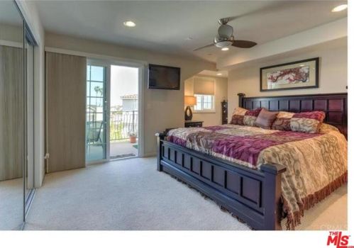 1021 Cravens Ave, Torrance CA  90501-2205 exterior