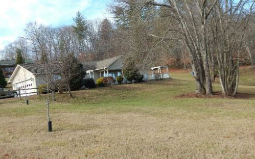 112 Cotton Top Ln, Hayesville, NC 28904-5542