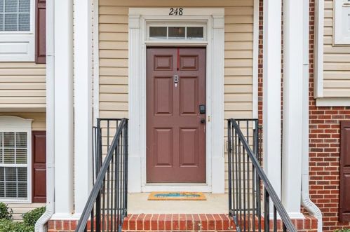 248 Village Square Dr, Holly Springs, GA 30188-7030