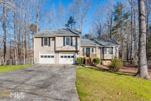 904 Laurel Ct, Holly Springs, GA 30188-4728