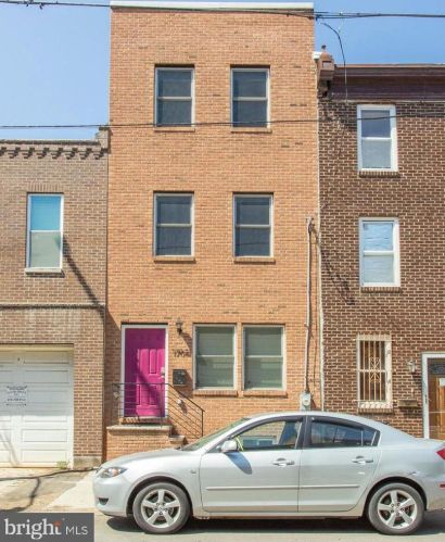 1704 4 St, Philadelphia PA 19133-3230 exterior