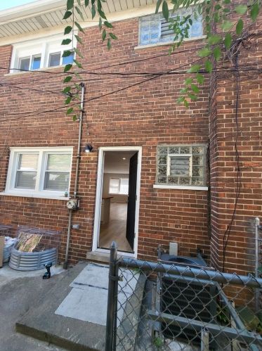9147 Cottage Grove Ave, Chicago, IL 60619-7653