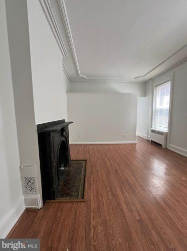 143 21st St, Philadelphia, PA 19103-4432