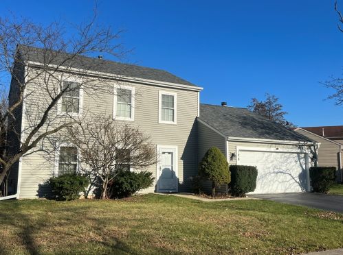 128 Canton Ln, Streamwood, IL 60107-6627