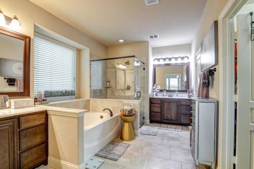 628 Tierra Vista Way, Fort Worth TX  76131 exterior
