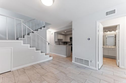 5108 1st St, Santa Ana, CA 92703-3031