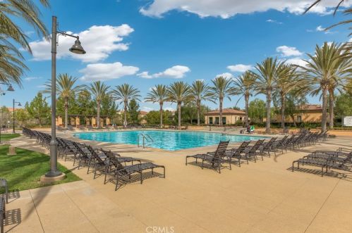 81 Kimbal, Irvine CA  92620 exterior