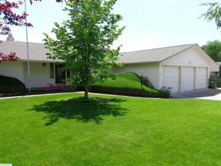 4206 Desert Plateau Dr, Pasco, WA 99301-9412
