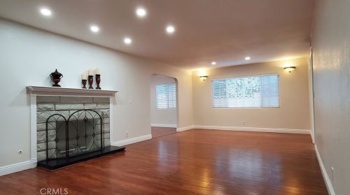 1867 Beacon Ave, Anaheim CA  92804-4562 exterior