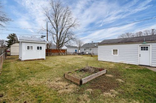 2516 Dellwood Dr, Springfield OH  45505-2531 exterior