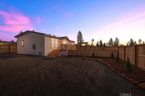 5826 Black Olive Dr, Paradise CA 95969-4900 exterior