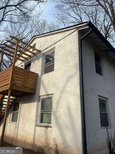 2494 Lester St, Atlanta GA  30344-3027 exterior
