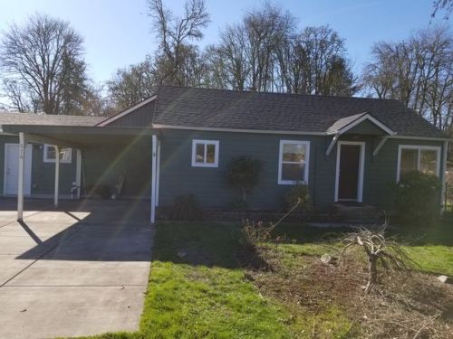 576 46th St, Springfield, OR 97478-6620