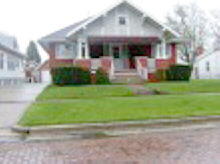565 Irwin St, Galesburg, IL 61401-4030