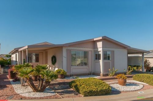 1485 Pioneer Cir, Oceanside, CA 92057-1804