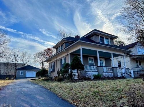 6 Junction Rd, Flemington, NJ 08822-5721