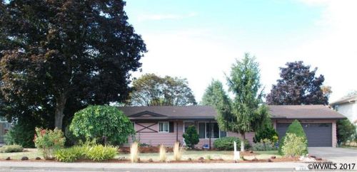 387 Kees St, Lebanon, OR 97355-2438