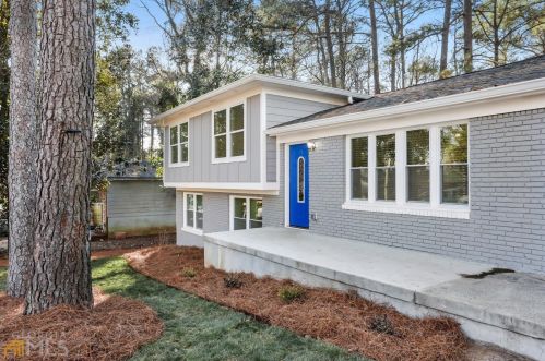 2527 Hatfield Cir, Atlanta GA  30316-3950 exterior