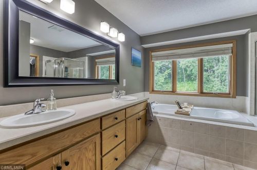 776 Henslow Ave, Saint Paul MN  55128-5365 exterior