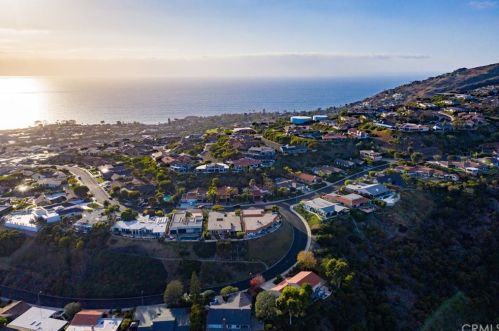 32302 Azores Rd, Dana Point, CA 92629-3605