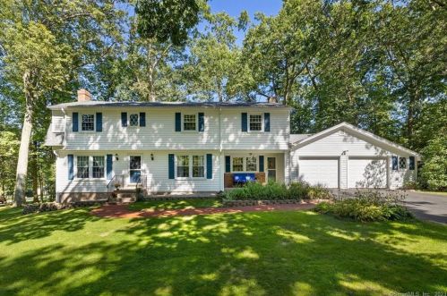 53 Marjorie Ln, Vernon, CT 06066-4007