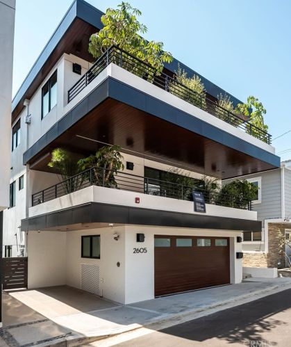 2605 Vista Dr, Manhattan Beach, CA 90266-2156