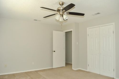 7721 Westcliff St, North Richland Hills TX 76179-4633 exterior