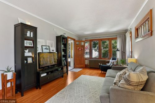1382 Juliet Ave, Saint Paul MN  55105-2501 exterior