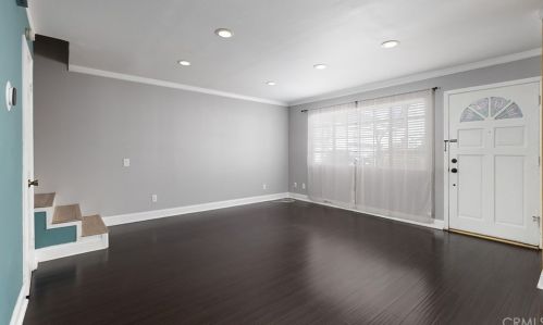 11668 Lakewood Blvd, Downey, CA 90241-5271