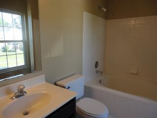 4626 Laurel View Dr, Cincinnati OH  45244-1485 exterior
