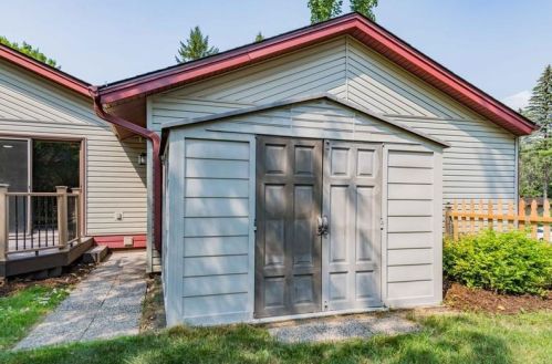 1053 Griffin Ave, Saint Paul MN  55115-1509 exterior
