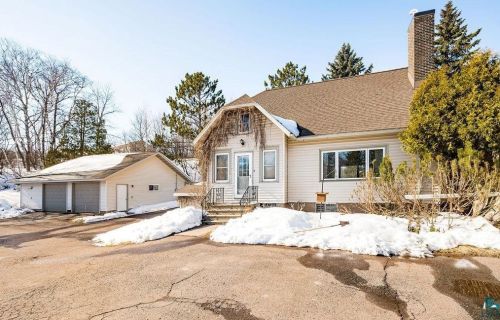 6616 Cody St, Duluth, MN 55807-1979