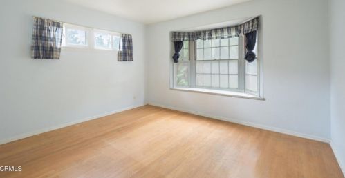 3213 Park Vis Dr, Glendale CA 91214-3355 exterior