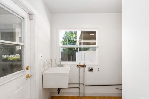 1191 Skyline Dr, Santa Ana CA 92705-3217 exterior