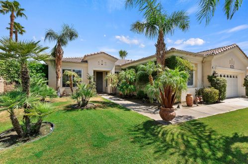 43328 Bordeaux Dr, La Quinta, CA 92253-8833