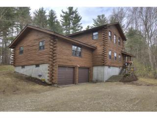 97 Mammoth Rd, Londonderry, NH 03053-3819