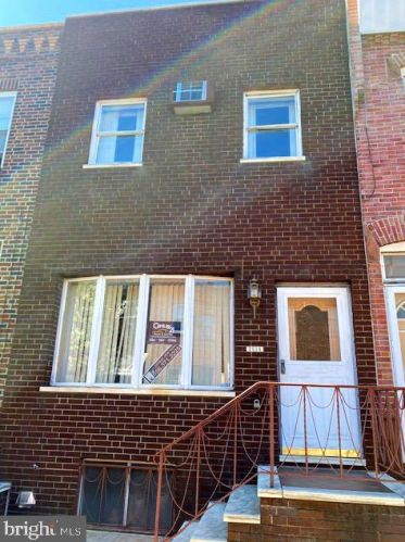 2534 11th St, Philadelphia, PA 19133-1412