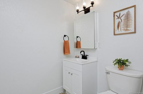 2918 Newport St, Denver CO  80207-2909 exterior