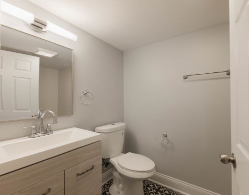 1514 Highland Ave, Forest View IL  60402-1426 exterior