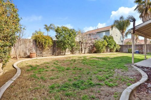 2613 Casey Ray Ct, Turlock CA  95382-8829 exterior