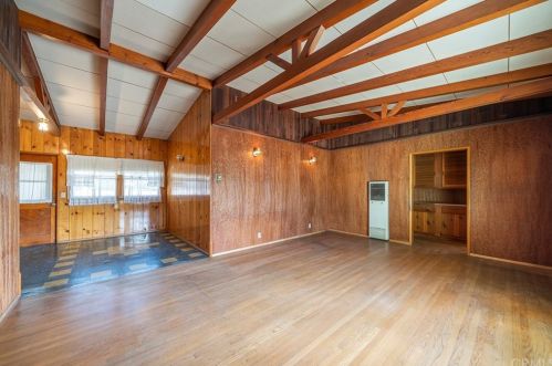 616 East St, Anaheim CA  92805-2131 exterior