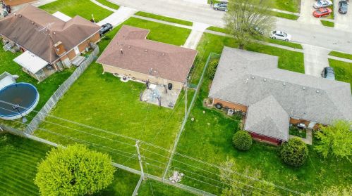 4466 Phoenix Dr, Springfield OH  45503-6326 exterior
