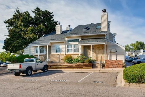 17115 Tennessee Dr, Denver, CO 80017-3263