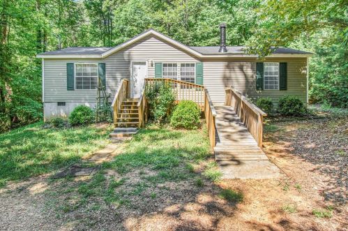 420 Creekside Dr, Ellijay, GA 30540-7493