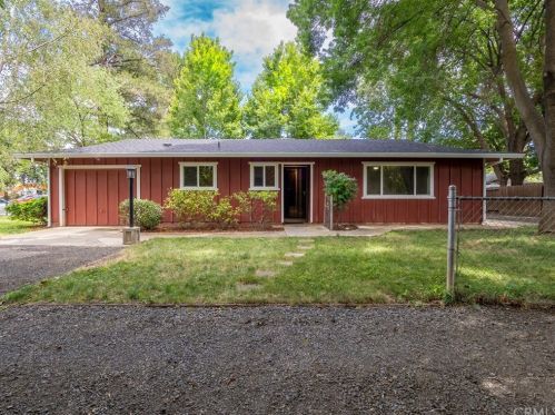 726 Hickory St, Chico, CA 95928-6426