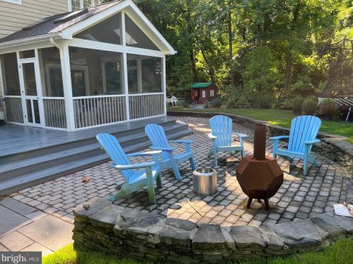 410 Old County Rd, Severna Park MD 21146-4655 exterior