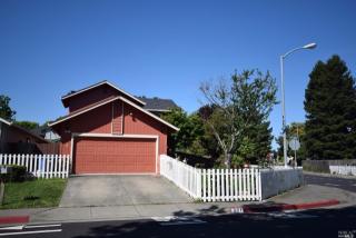 301 Wilford Ln, Cotati, CA 94931-5148