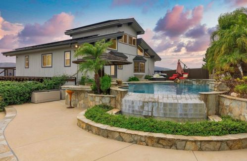 1190 Mulberry Dr, San Marcos, CA 92069-1141