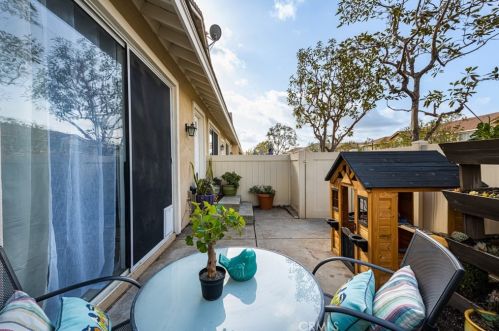8481 Durango Way, Anaheim CA  92808-2345 exterior
